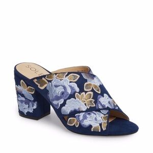 NWOB Sole Society Luella Blue Floral Women's Embroidered Heels Mules Shoes